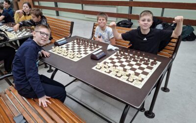 Školski božićni turnir u šahu