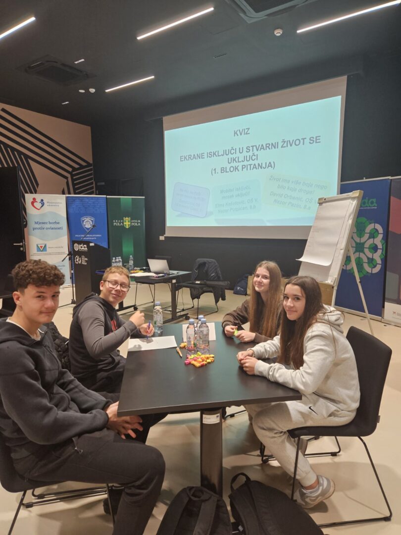 IMG-57a3484a1c13db830763a36cd9244419-V